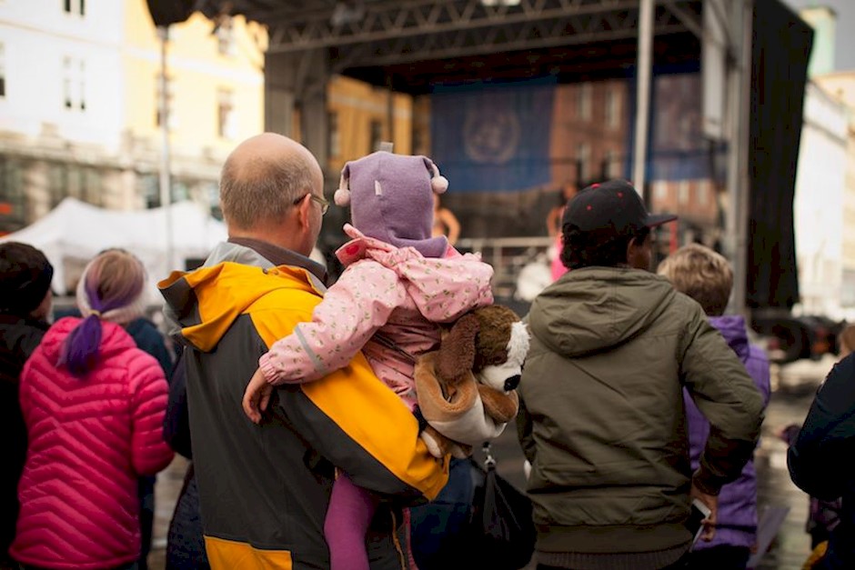 Fotograf: Ørjan Andreasen folkefest-kopi.jpg