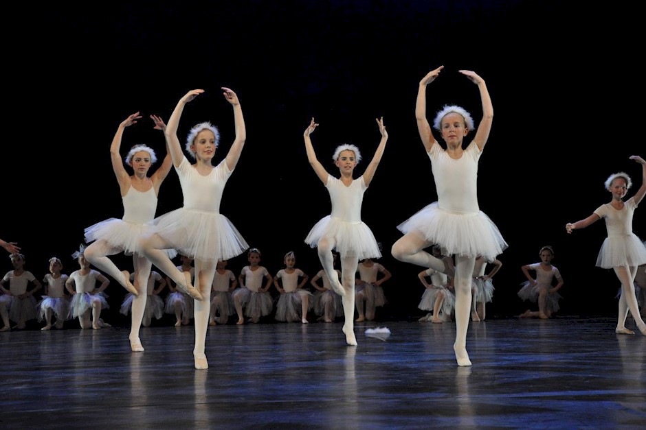 Klassisk ballett 2-4.jpg