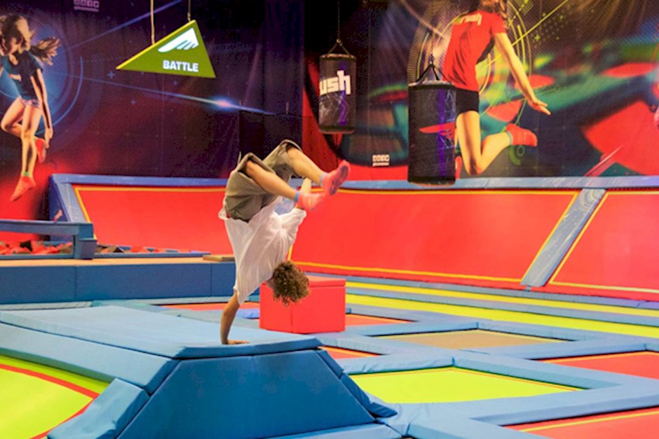 1503558899_1487915769_1487843543_httpwww.rushtrampolinepark.nooslo.jpg