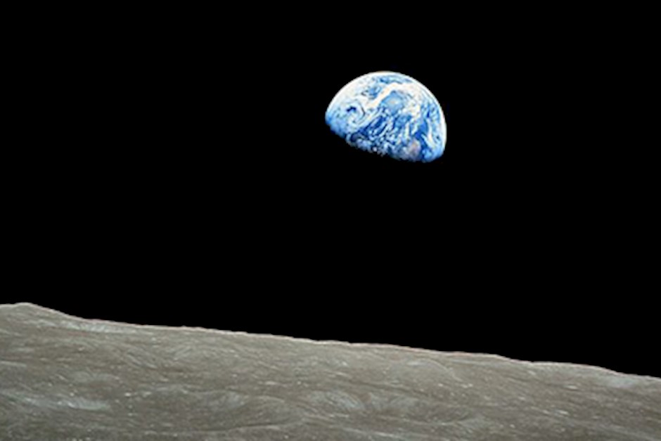 maanen-earthrise-Bilde-fra_NASA-kopi.jpg