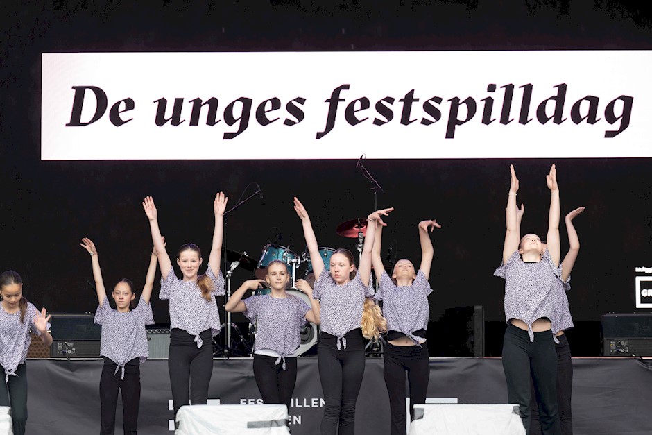 De-Unges-Festspilldag-Festallmen.jpg