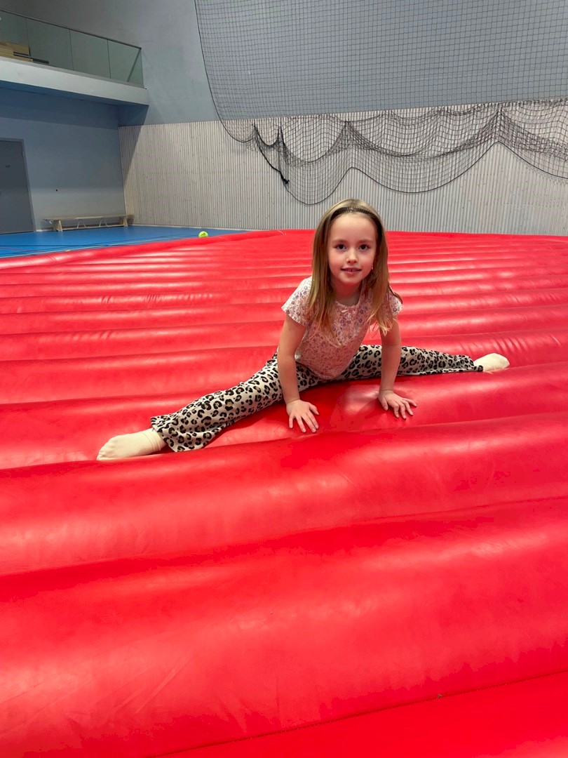 Åpen hall_Varegg_9806.jpeg