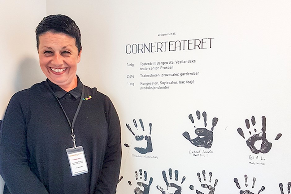 Cornerteateret_Frøydis_Kappet_WEB.jpg
