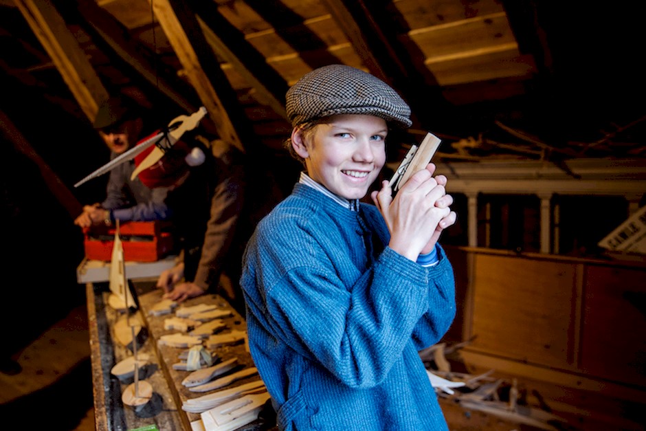 Snekkervekstedet, gamle bergen, Tove Breistein-kopi.jpg