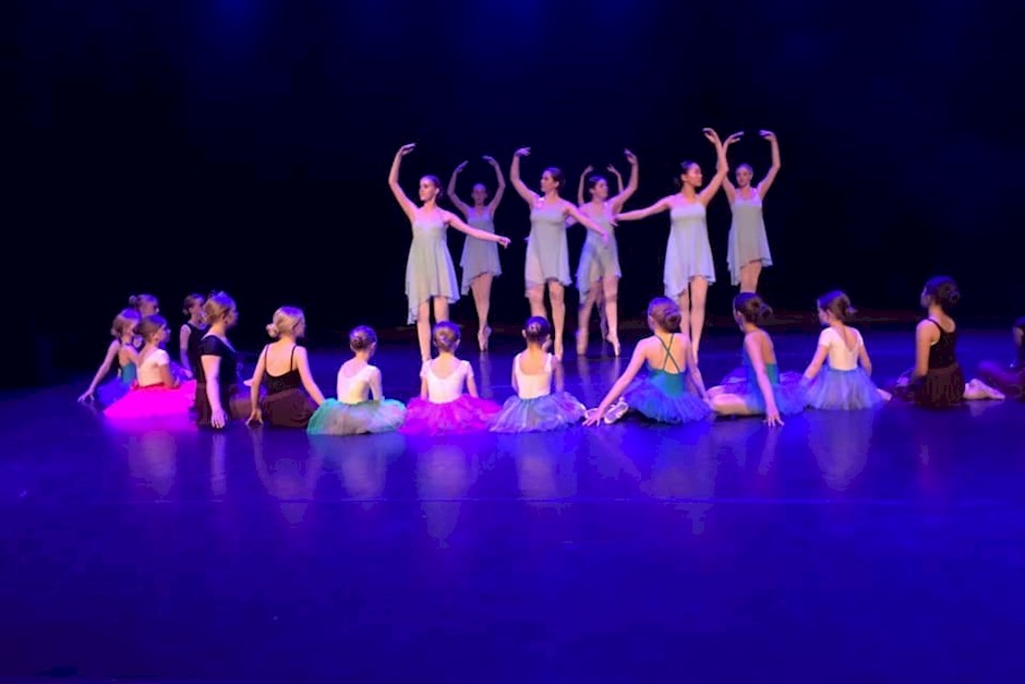 Åsane ballettskole, Arkiv-kopi.jpg
