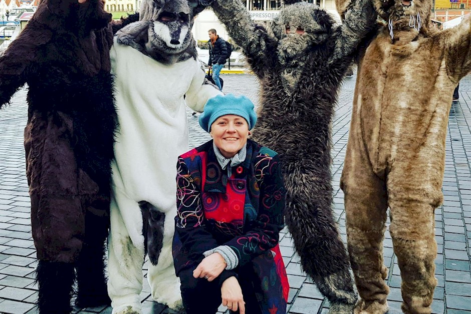 Margit Fagertveit-Aakre_juletorget-vandreteater.jpg
